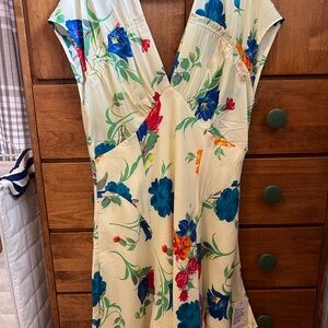 NWT ASOS Floral V-Neck Dress